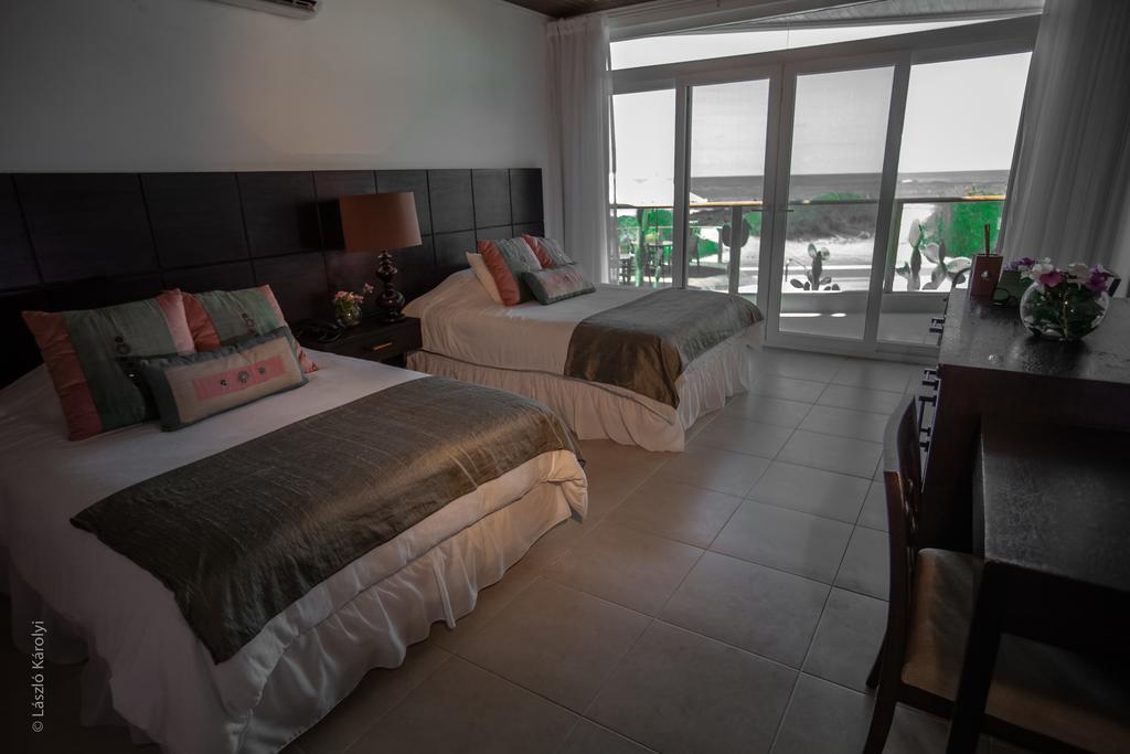 Iguana Crossing Boutique Hotel 푸에르토빌라밀 외부 사진