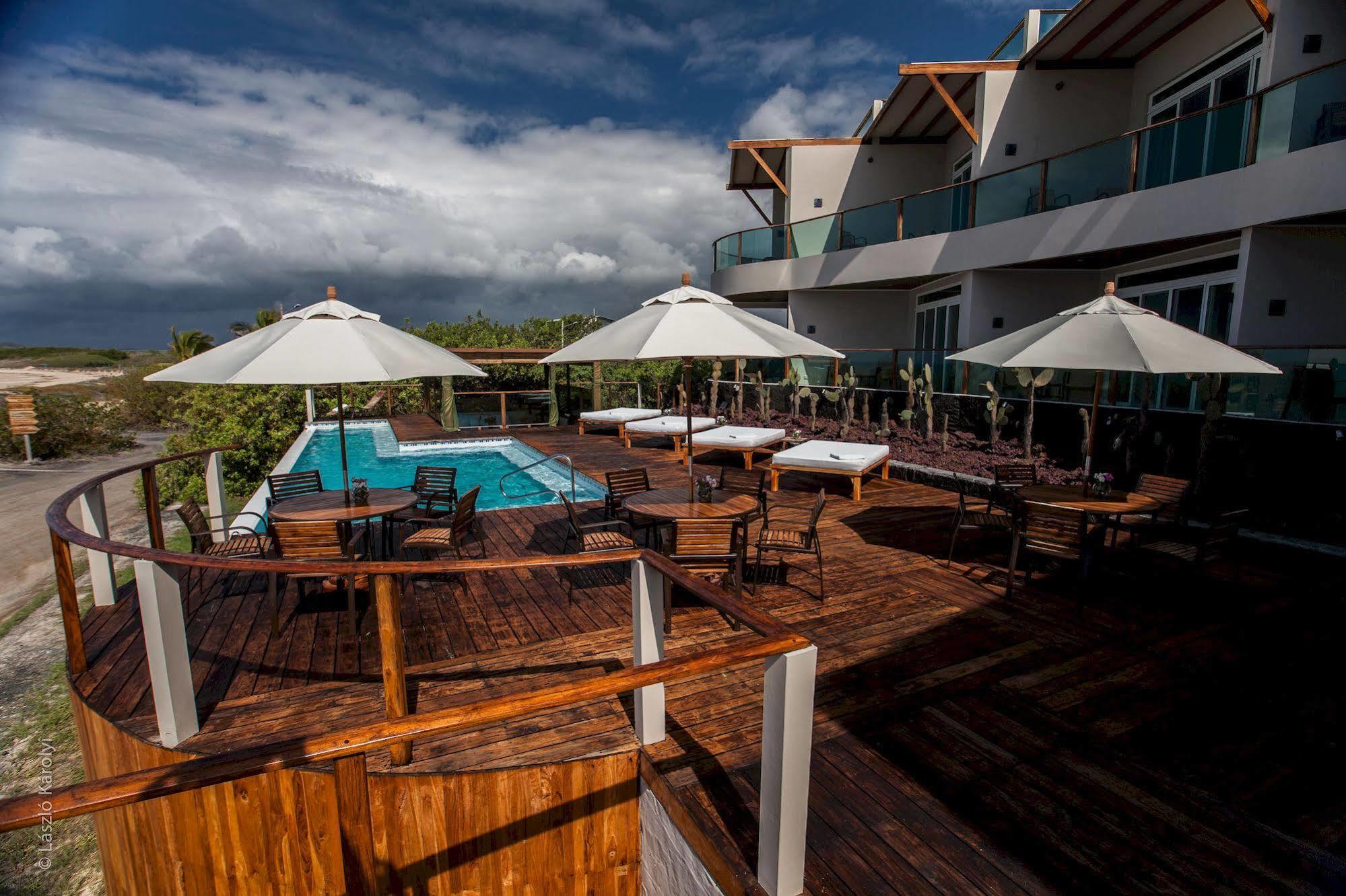 Iguana Crossing Boutique Hotel 푸에르토빌라밀 외부 사진